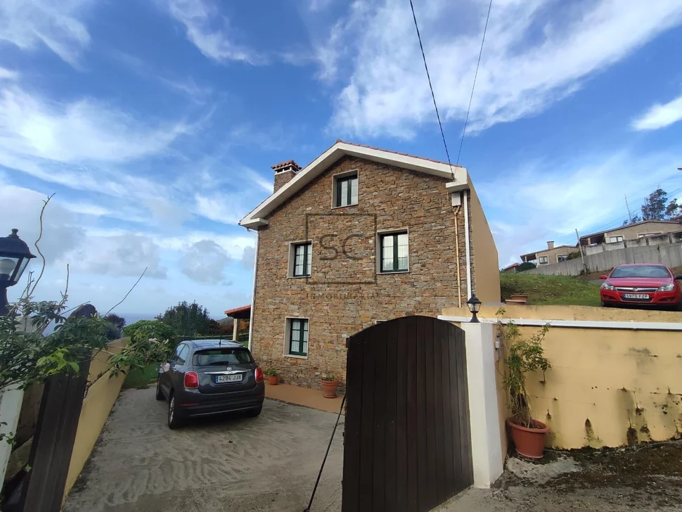 Casa con vistas al mar