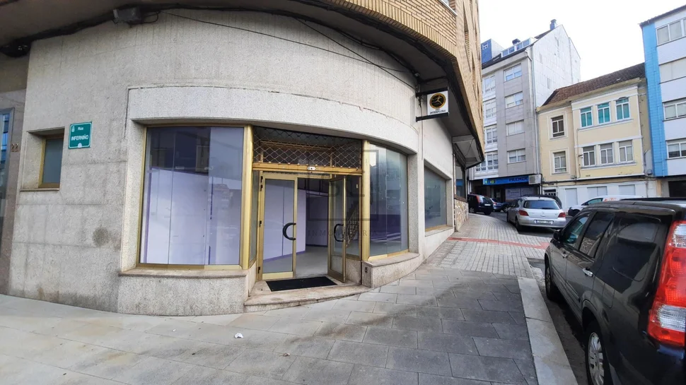 Local comercial acondicionado en porta nova