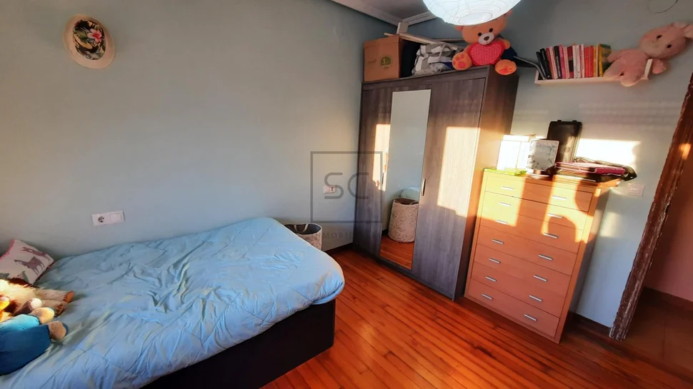 Piso tercero en santa cecilia