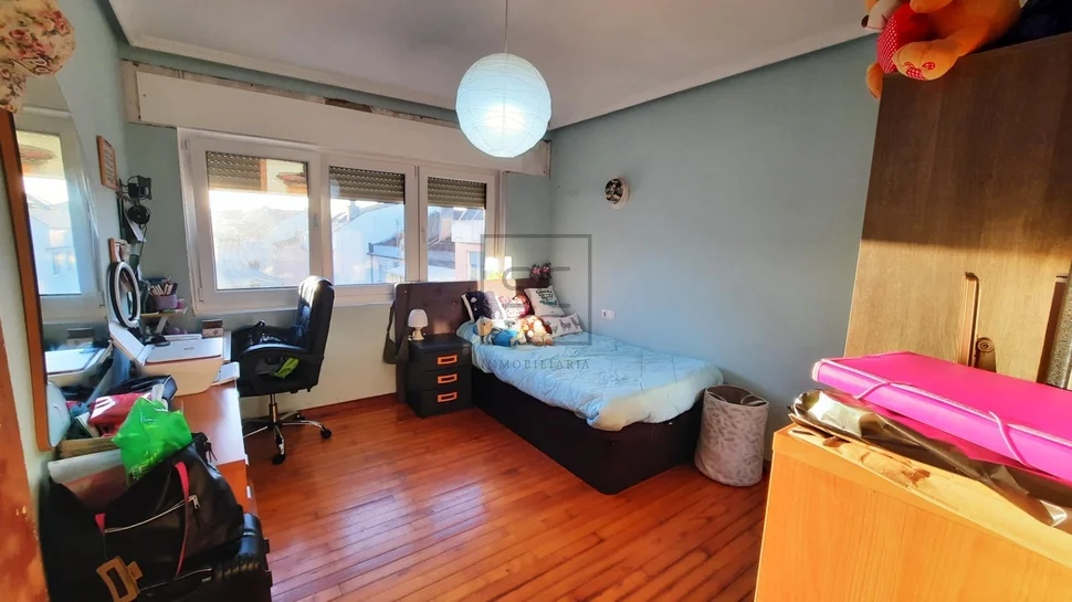 Piso tercero en santa cecilia