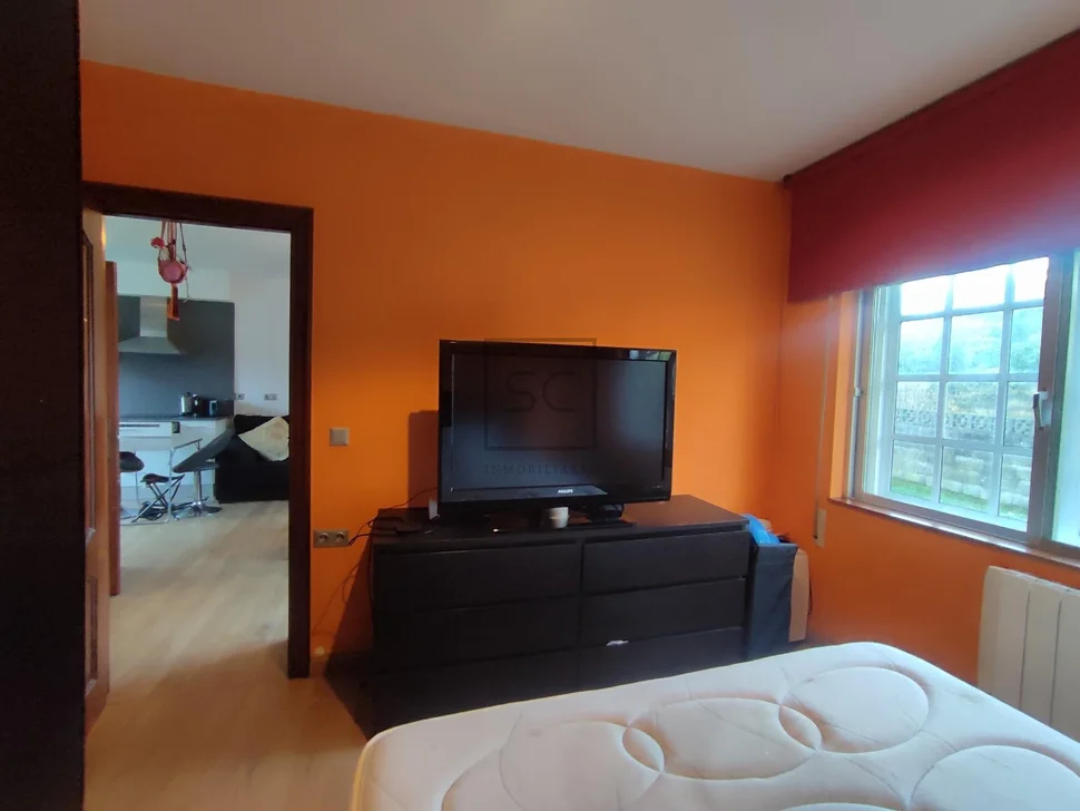 Planta baja con finca en la mourela neda