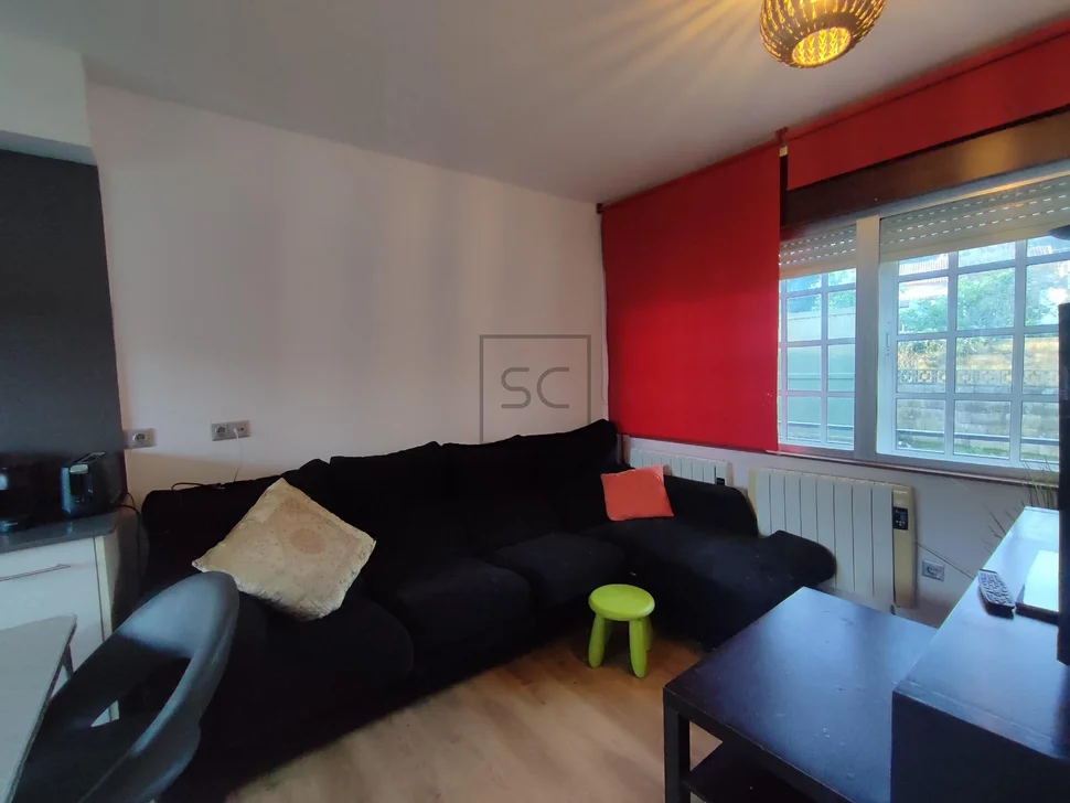 Planta baja con finca en la mourela neda