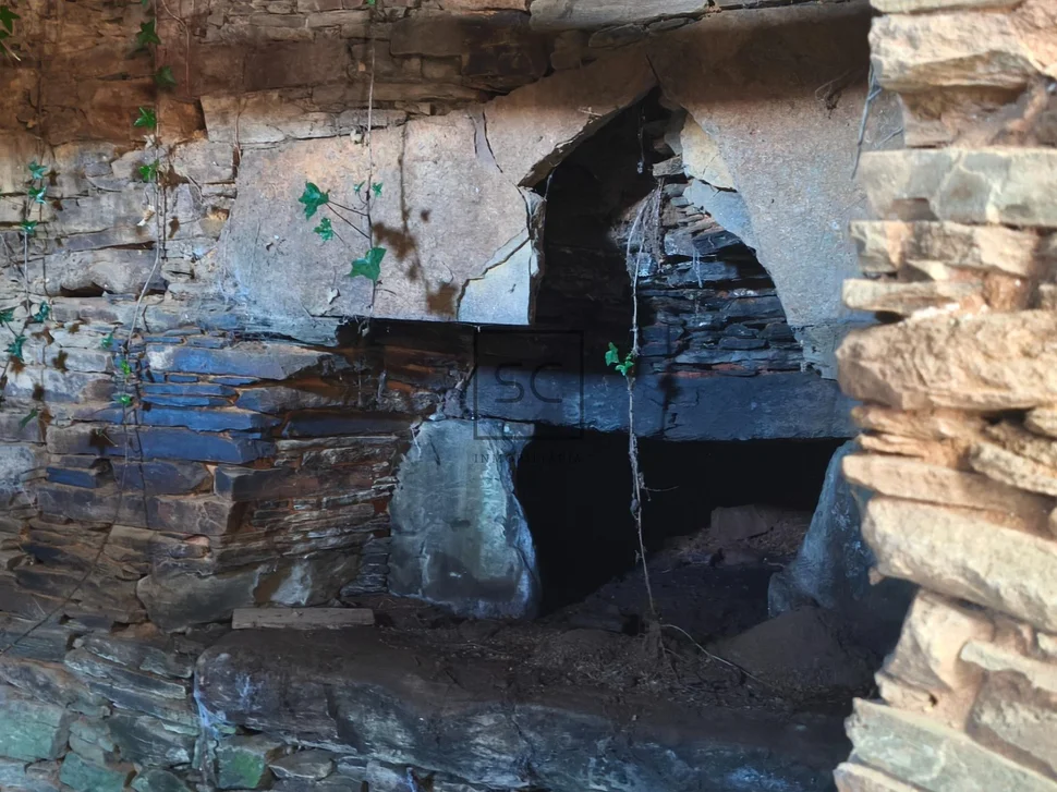 Casa de piedra en vilaboa, valdoviño