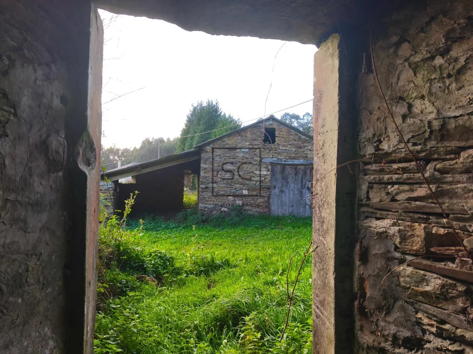 Casa de piedra en vilaboa, valdoviño