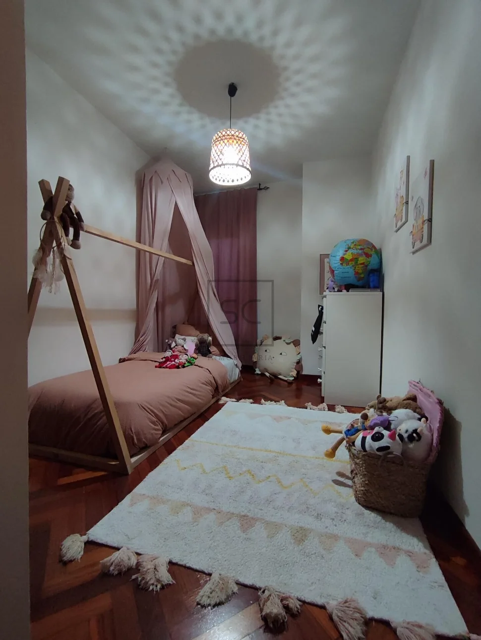 Amplio piso con garaje y trastero en el alto del castaño narón