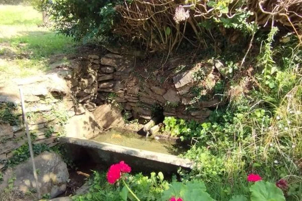 Casa con vistas al mar en pantín, valdoviño