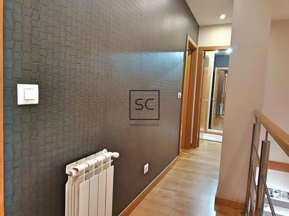 Dúplex con terraza en narón