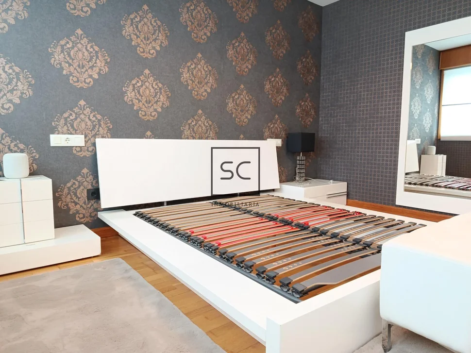 Dúplex con terraza en narón