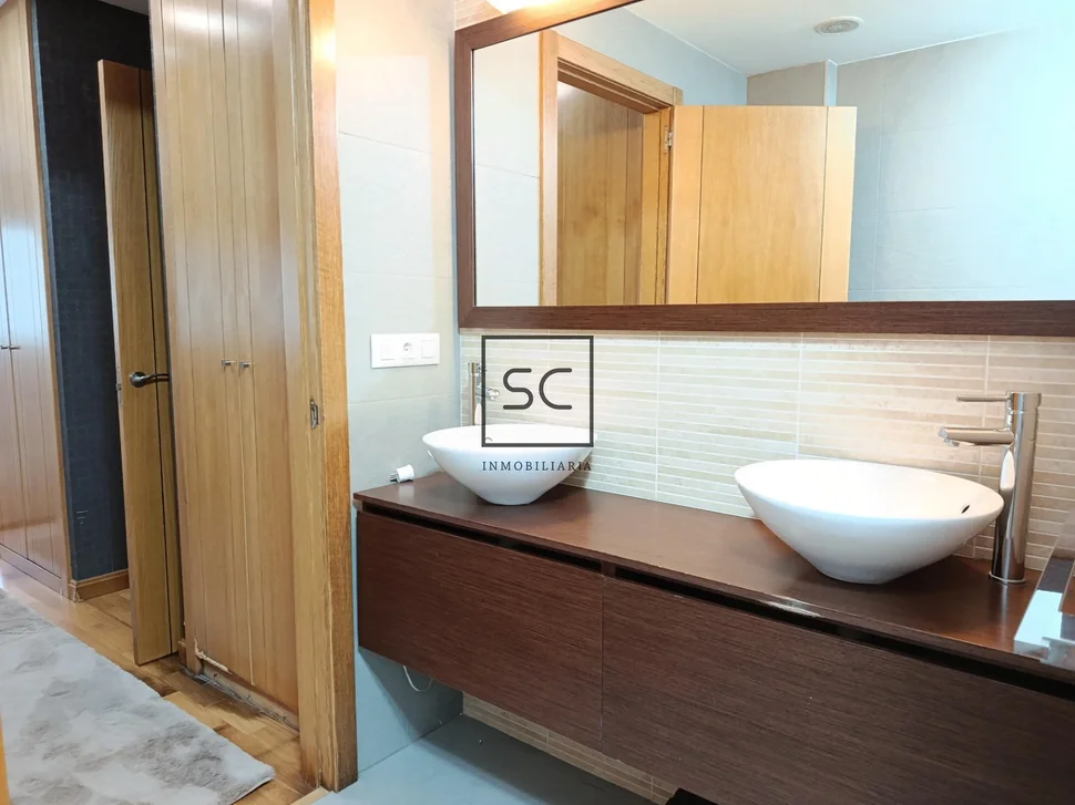 Dúplex con terraza en narón