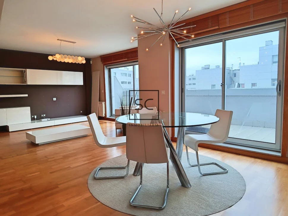 Dúplex con terraza en narón