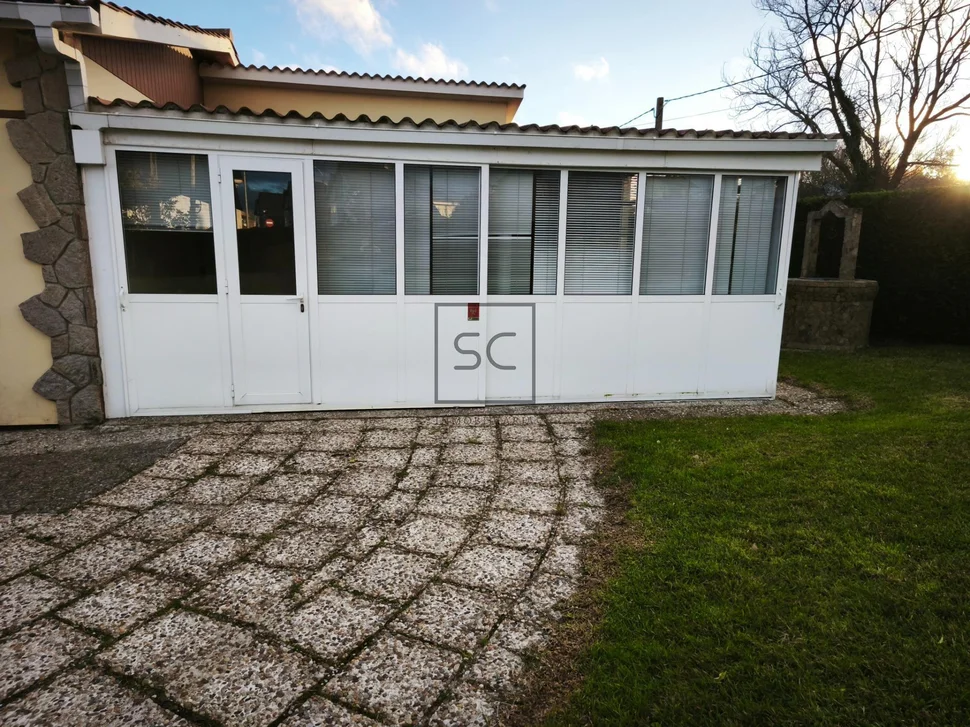 Casa de planta baja en ares