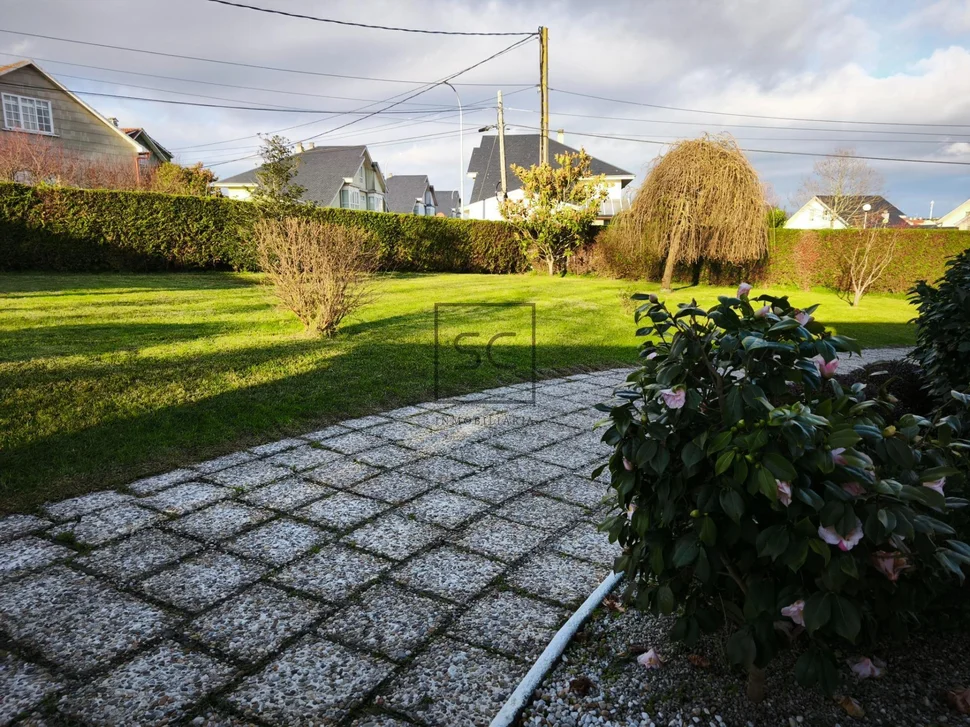 Casa de planta baja en ares