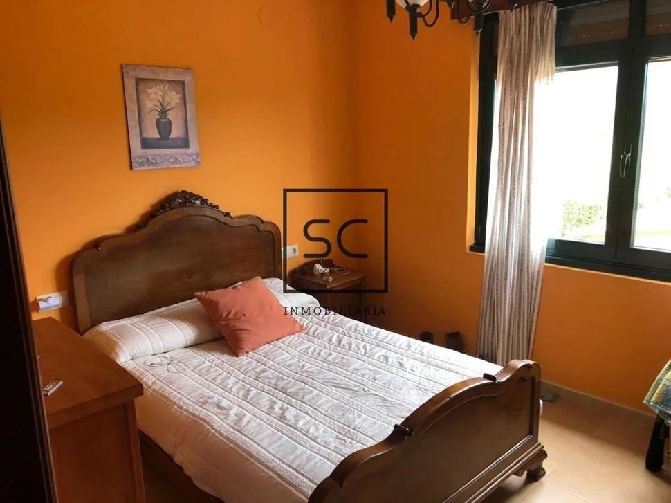 Casa de 3 plantas y garaje en meirás, valdoviño