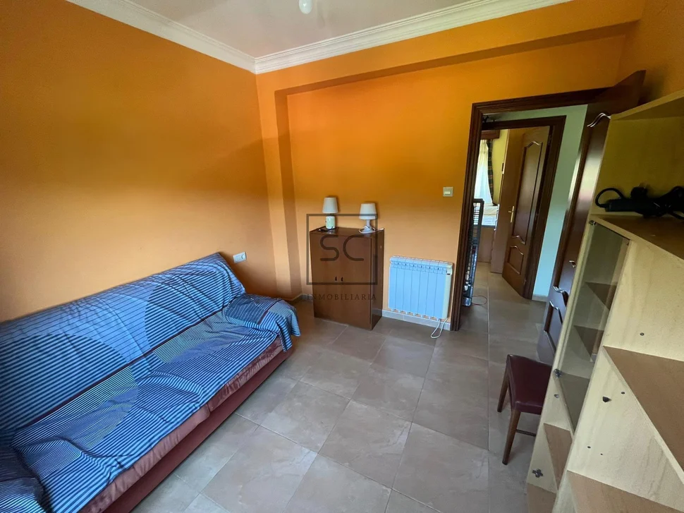 Casa de 3 plantas y garaje en meirás, valdoviño