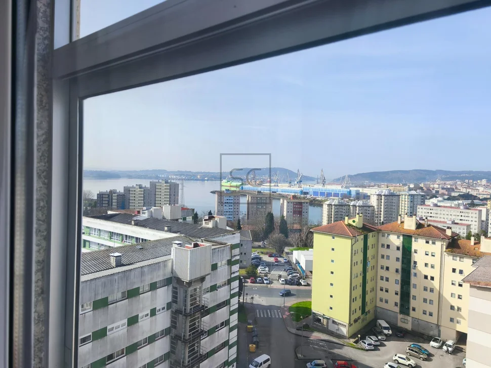 Piso en caranza, ferrol