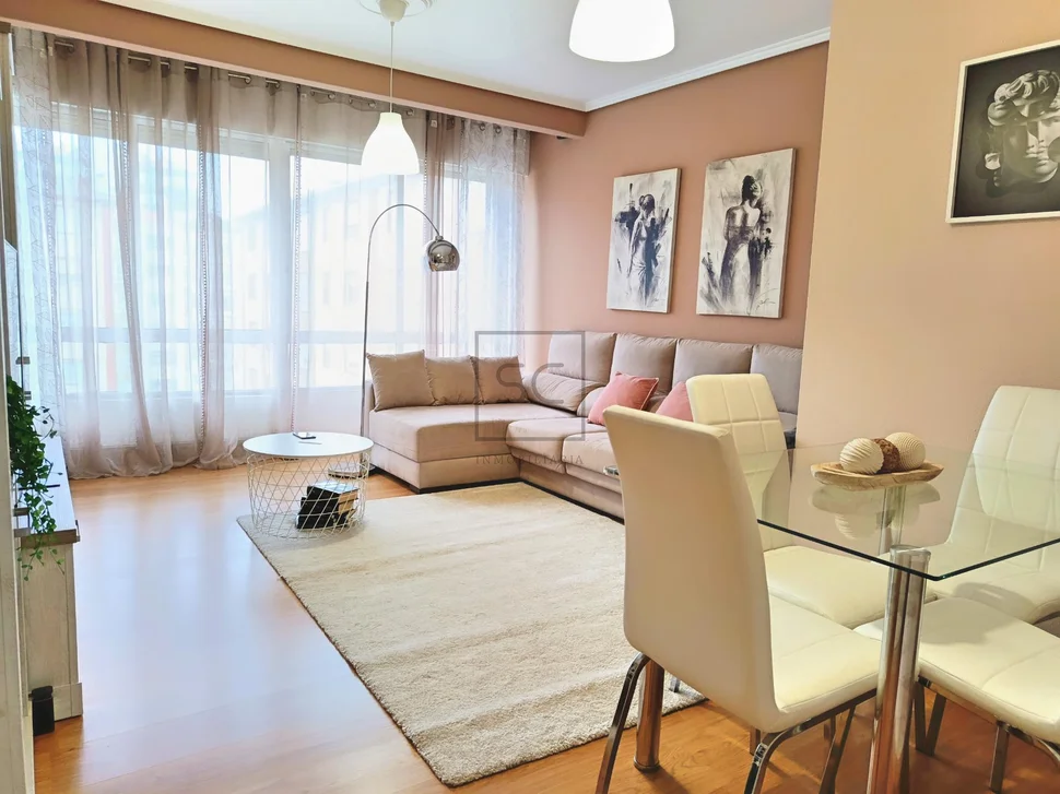 Piso con garaje en caranza, ferrol