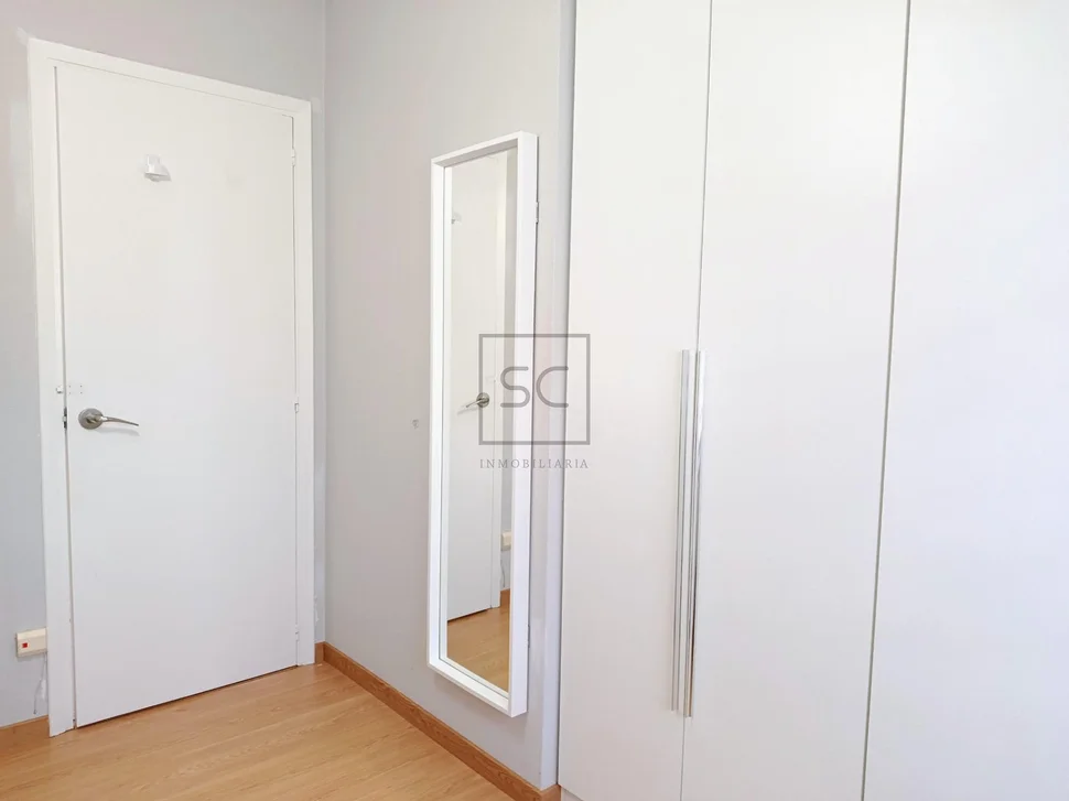 Piso con garaje en caranza, ferrol