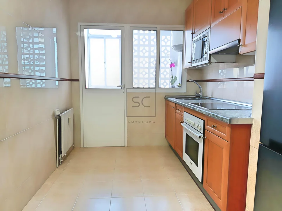 Piso con garaje en caranza, ferrol