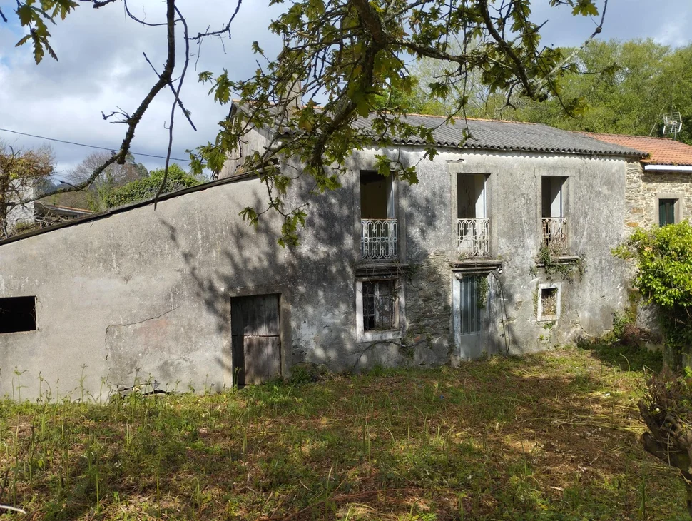 Casa para rehabilitar en Cabañas.