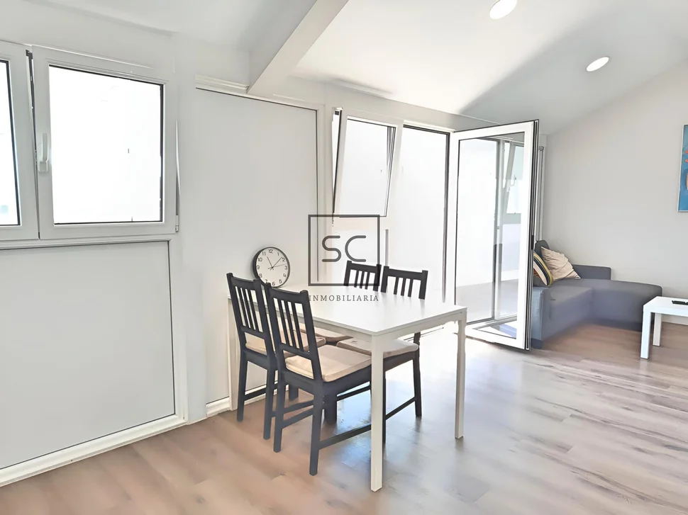 Ático dúplex con ascensor en el centro de ferrol