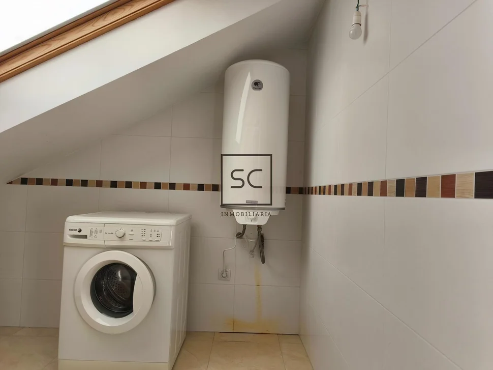 Ático con terraza en ares