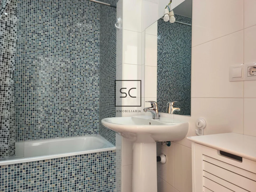 Ático con terraza en ares