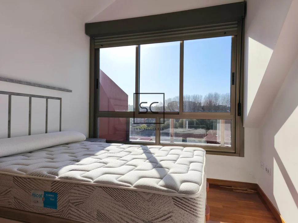 Ático con terraza en ares