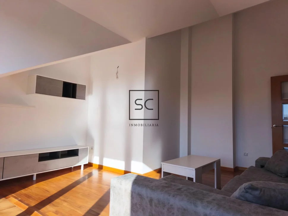 Ático con terraza en ares