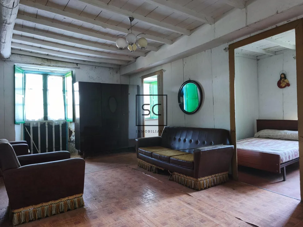 Casa para reformar con garaje en lamas, san sadurniño