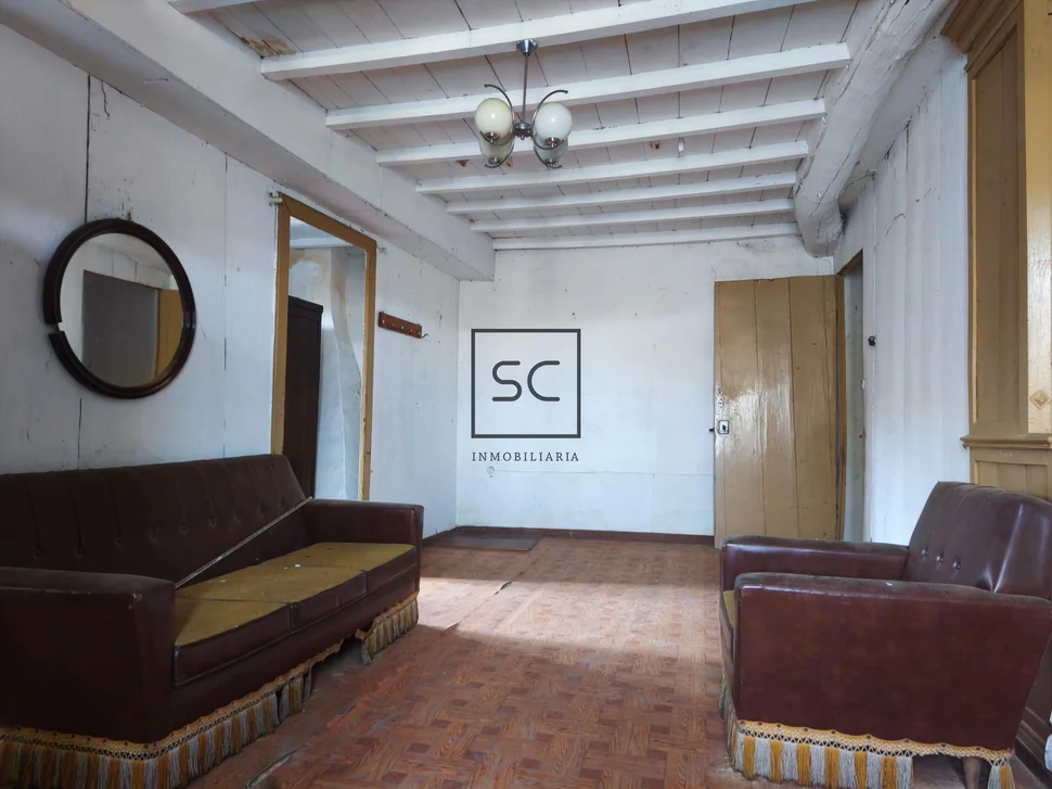 Casa para reformar con garaje en lamas, san sadurniño