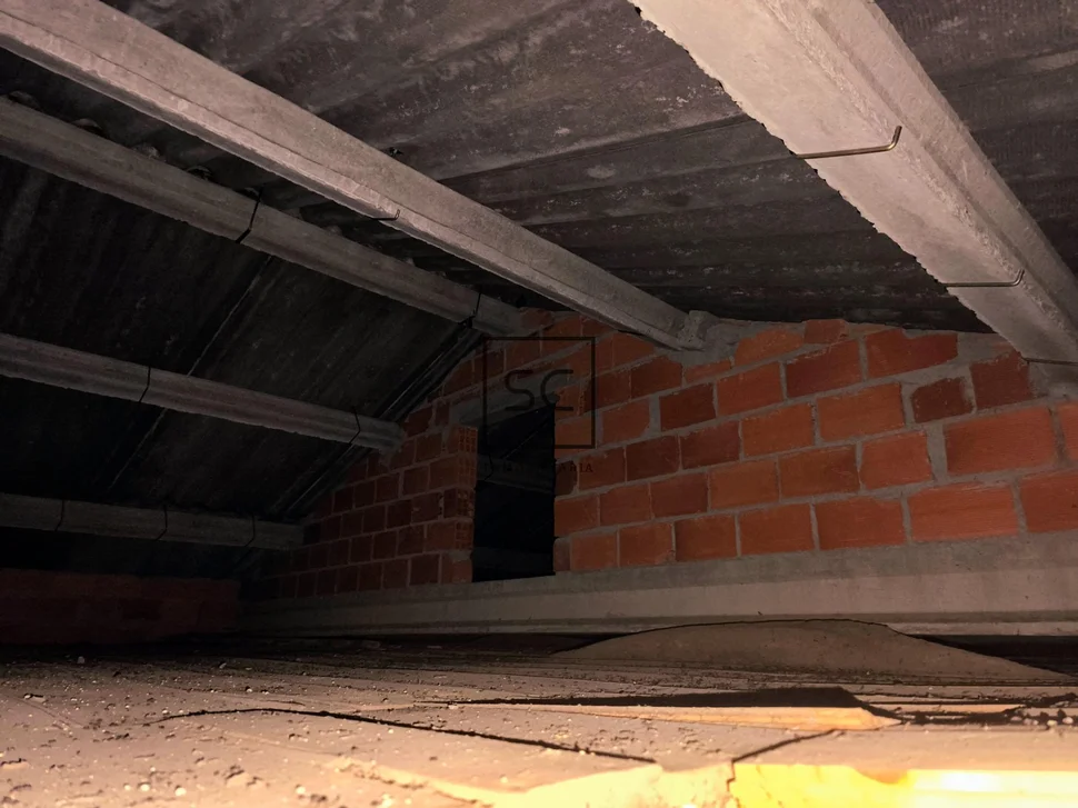 Casa para reformar con garaje en lamas, san sadurniño