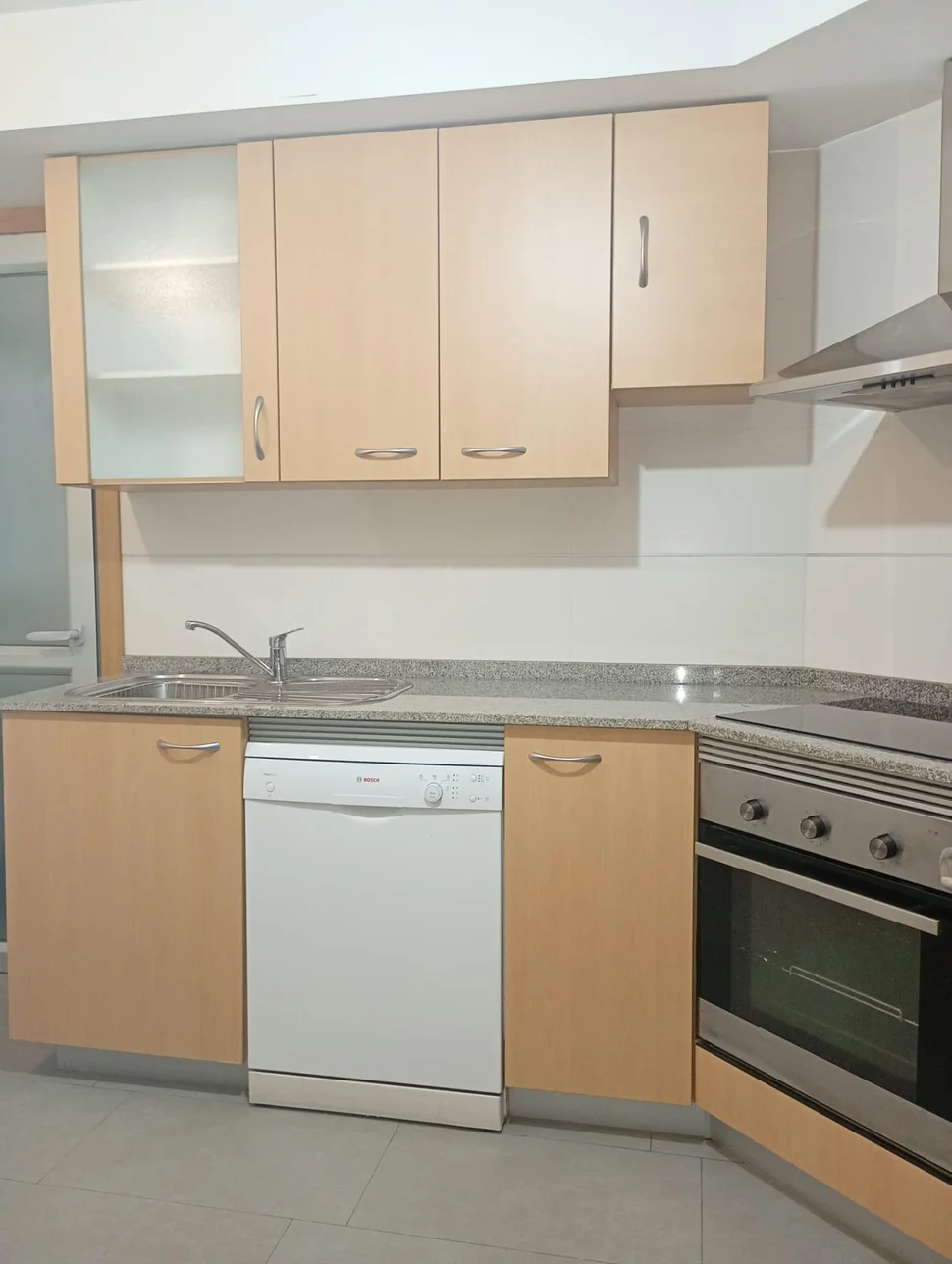 Apartamento para entrar a vivir en el alto del castaño, narón