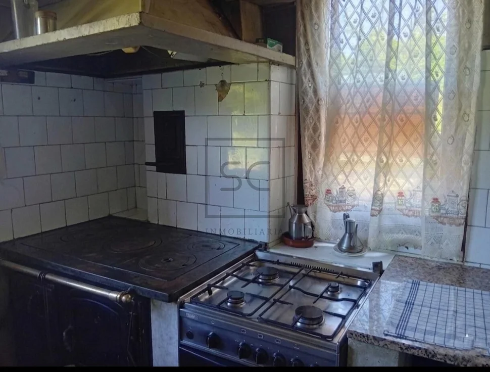 Vivienda con finca para reformar en San Martín do Porto, Cabanas.