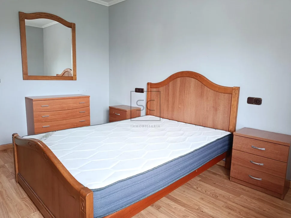 Amplio piso en caranza, ferrol