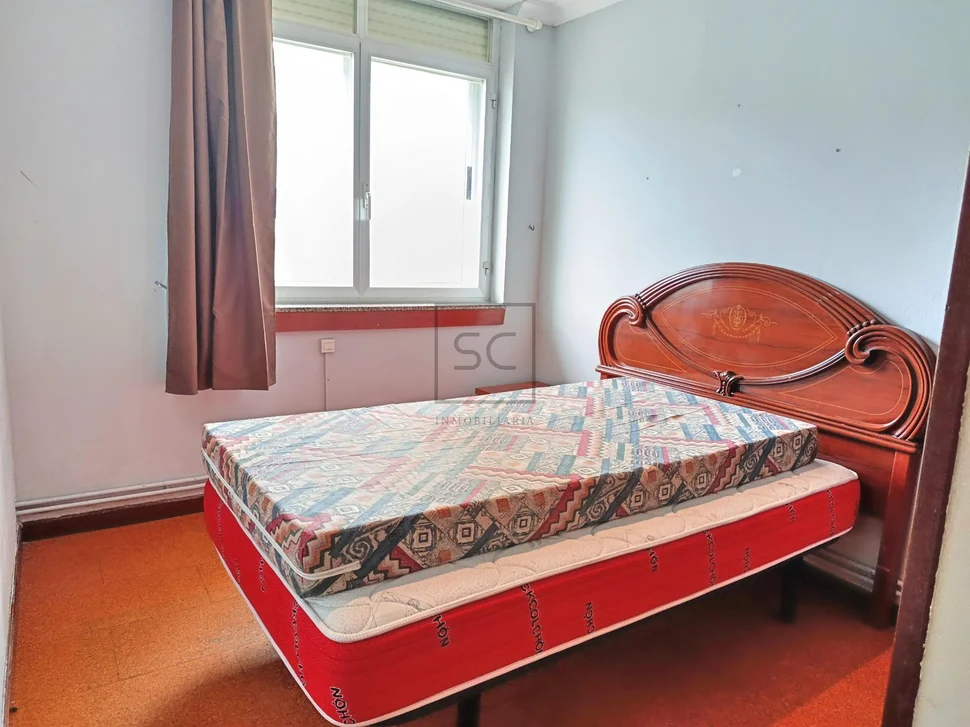 Amplio piso en caranza, ferrol