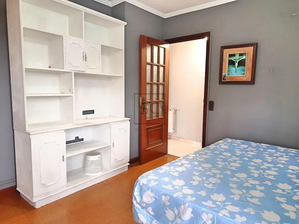 Amplio piso en caranza, ferrol