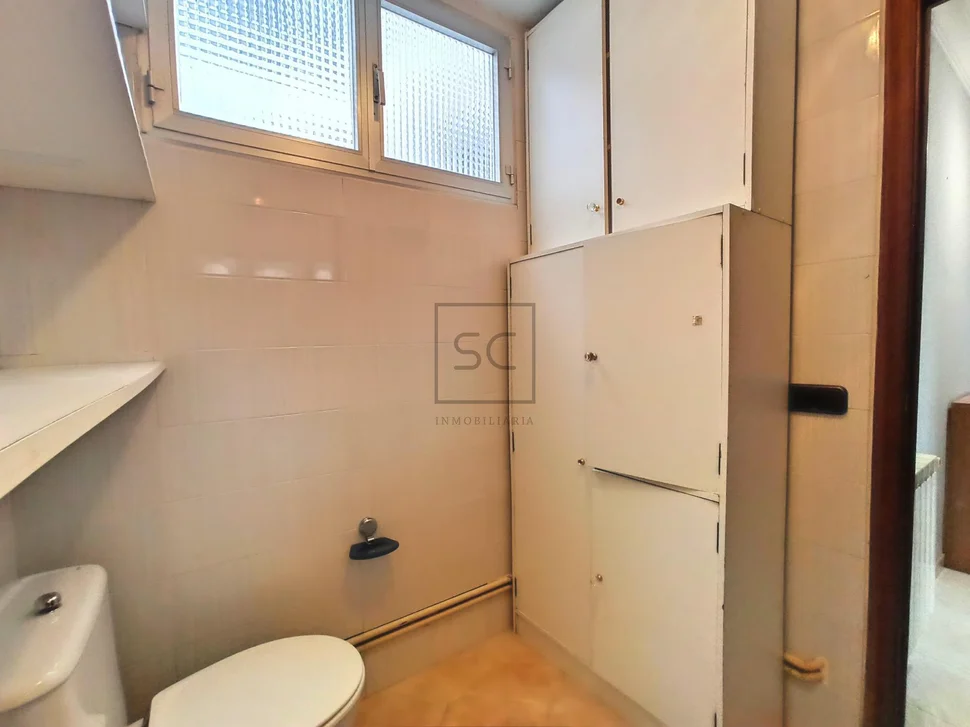 Amplio piso en caranza, ferrol