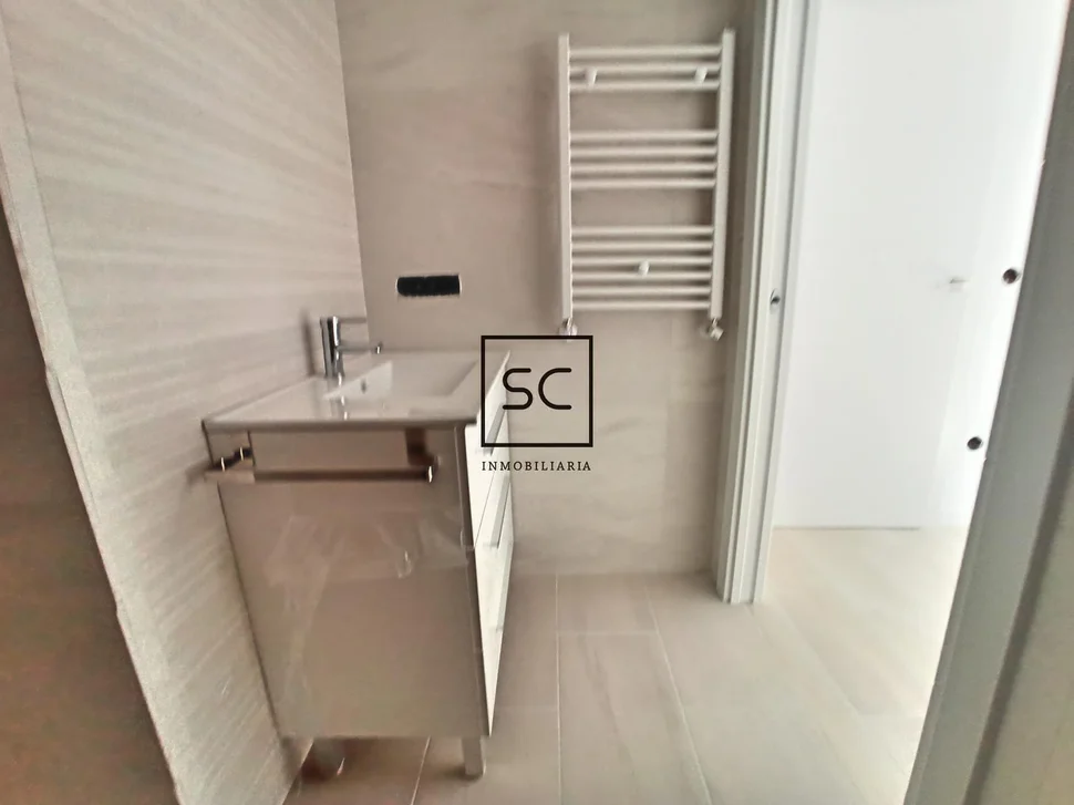 Piso reformado con buhardilla en Esteiro, Ferrol