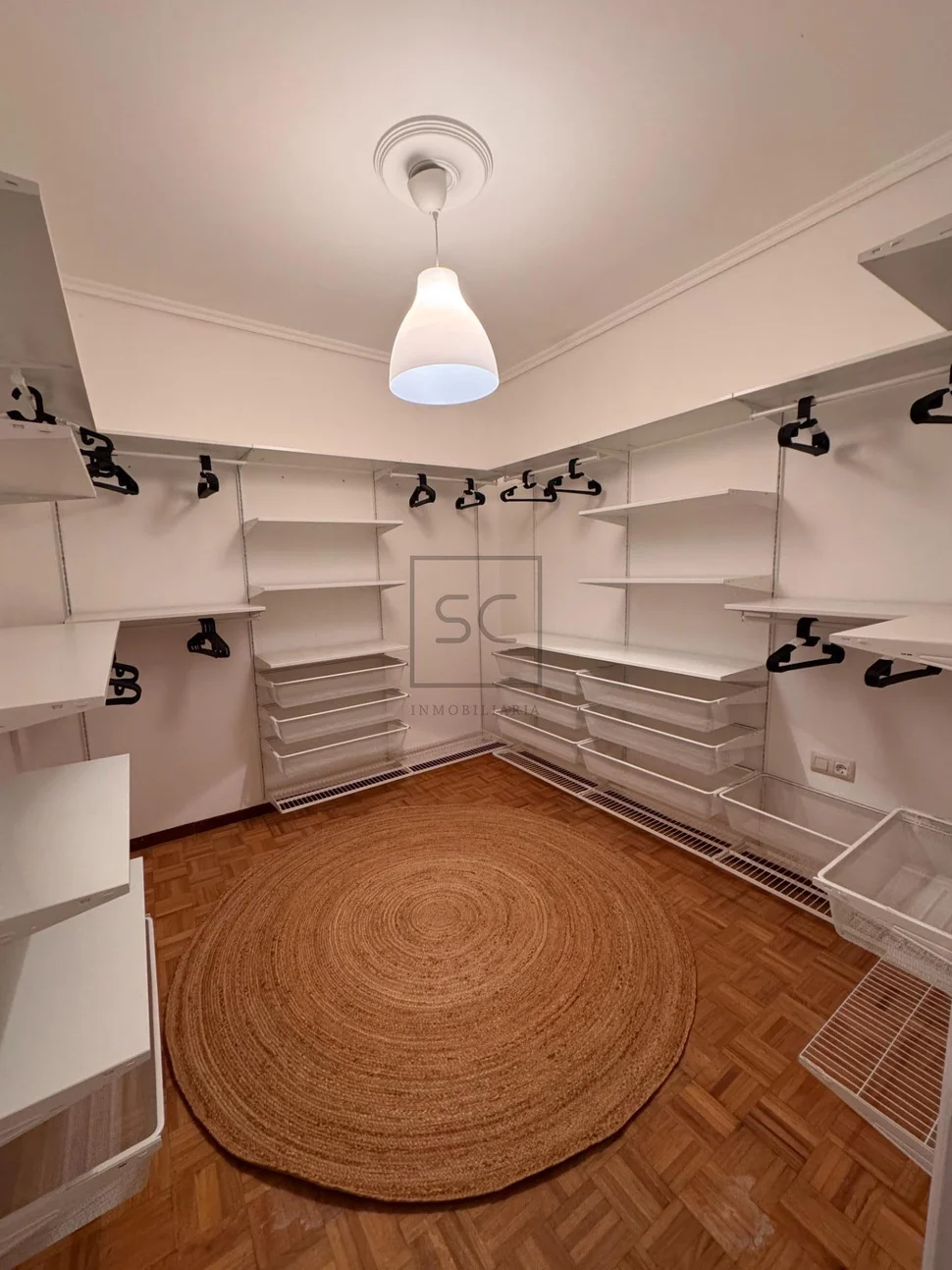 Piso en ultramar, ferrol