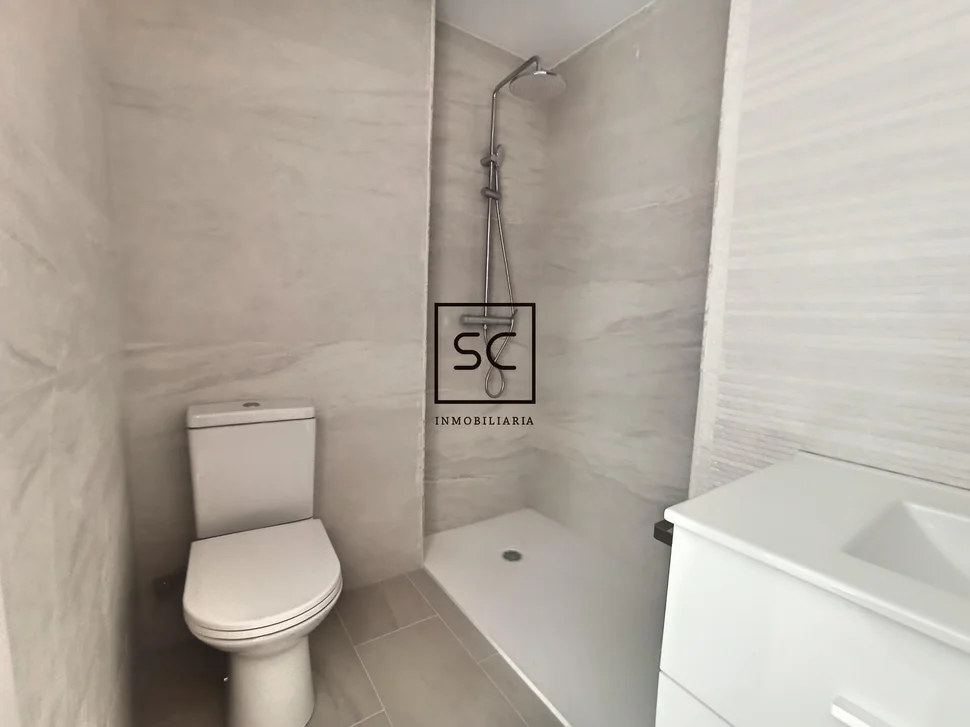 Primer piso con ascensor en esteiro, ferrol