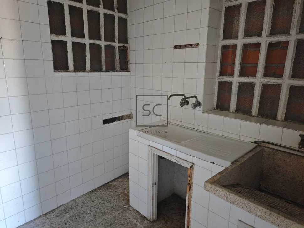 Inmueble para rehabilitar en el centro, miño