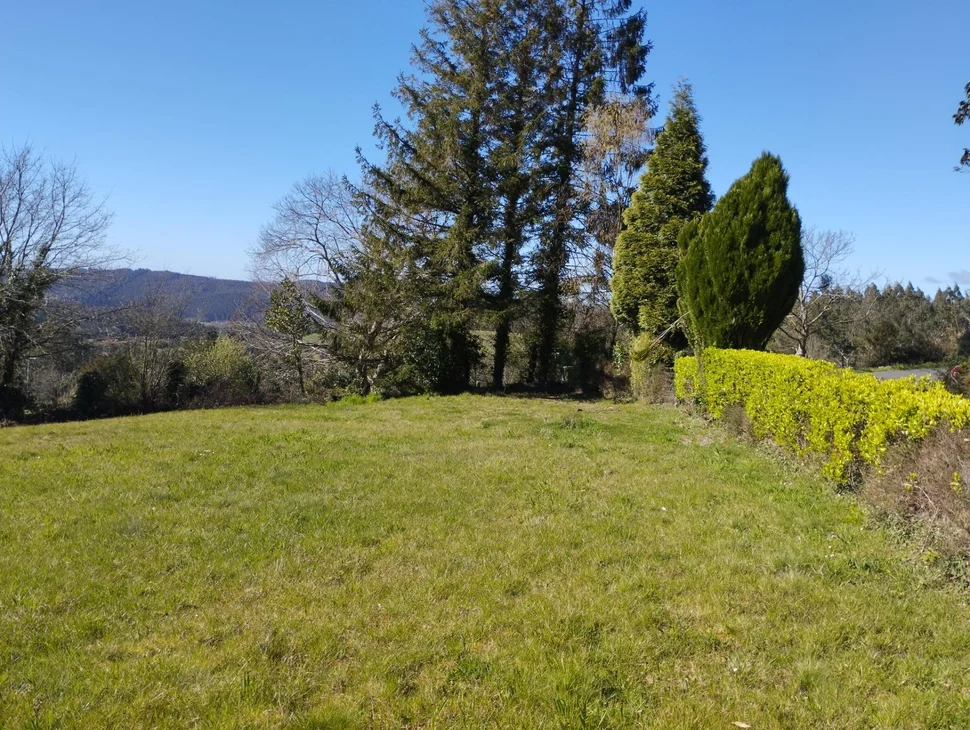 Casa de piedra en as somozas