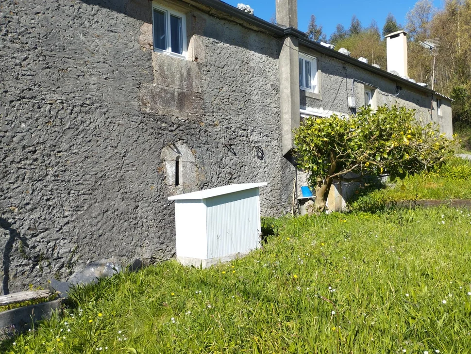 Casa de piedra en as somozas