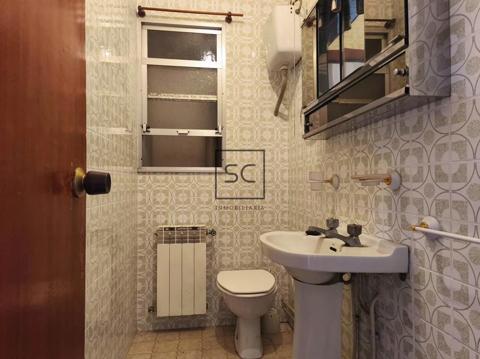 Piso con ascensor en santa cecilia, narón