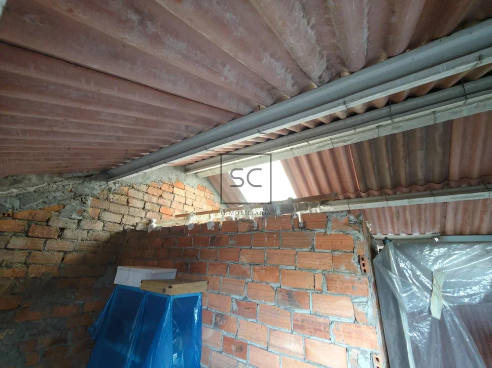 Casa con jardín y garaje en porta nova, ferrol