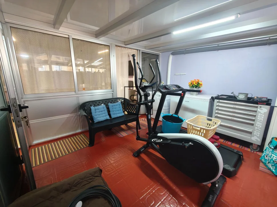 Piso con garaje, ascensor y trastero en ultramar, ferrol