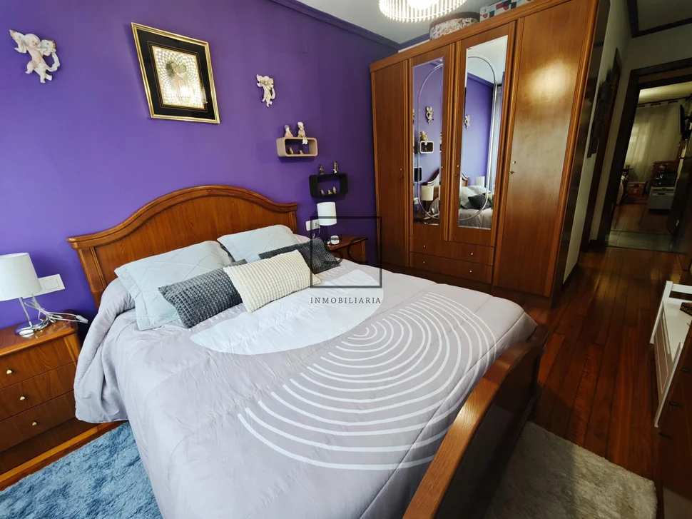 Piso con garaje, ascensor y trastero en ultramar, ferrol