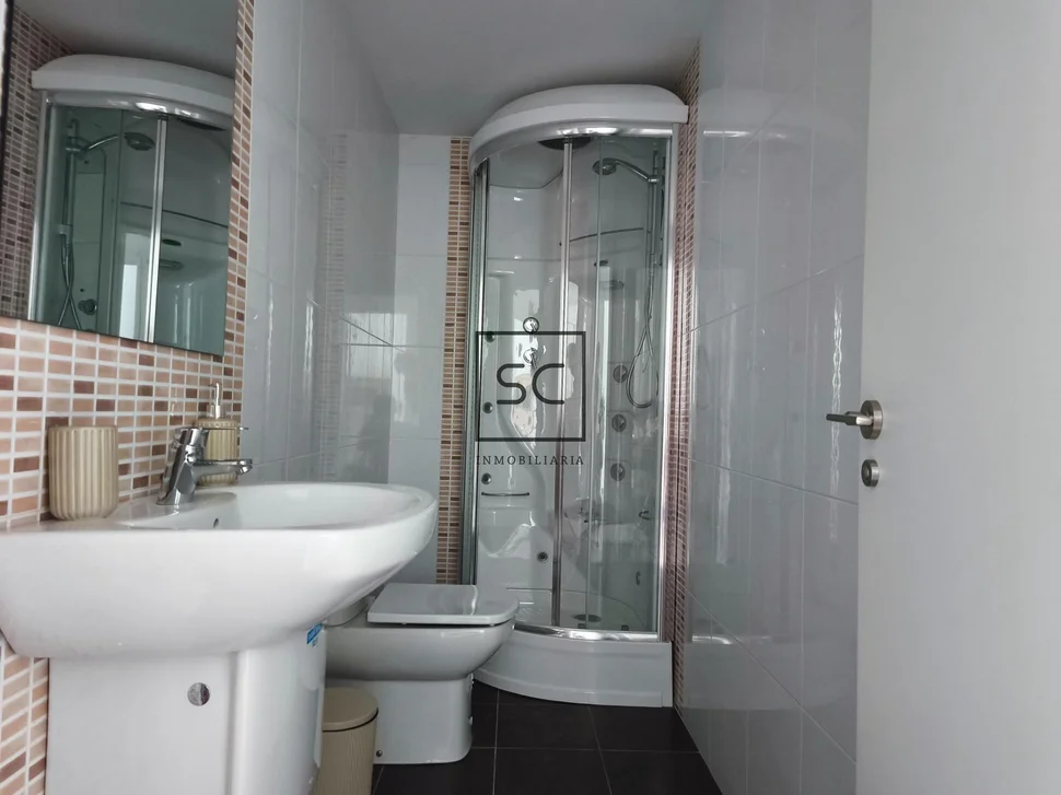 Piso con ascensor y trastero en cedeira