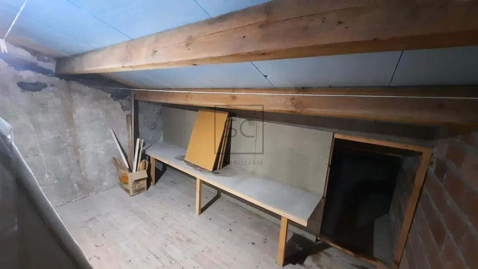 Chalet adosado con finca en neda