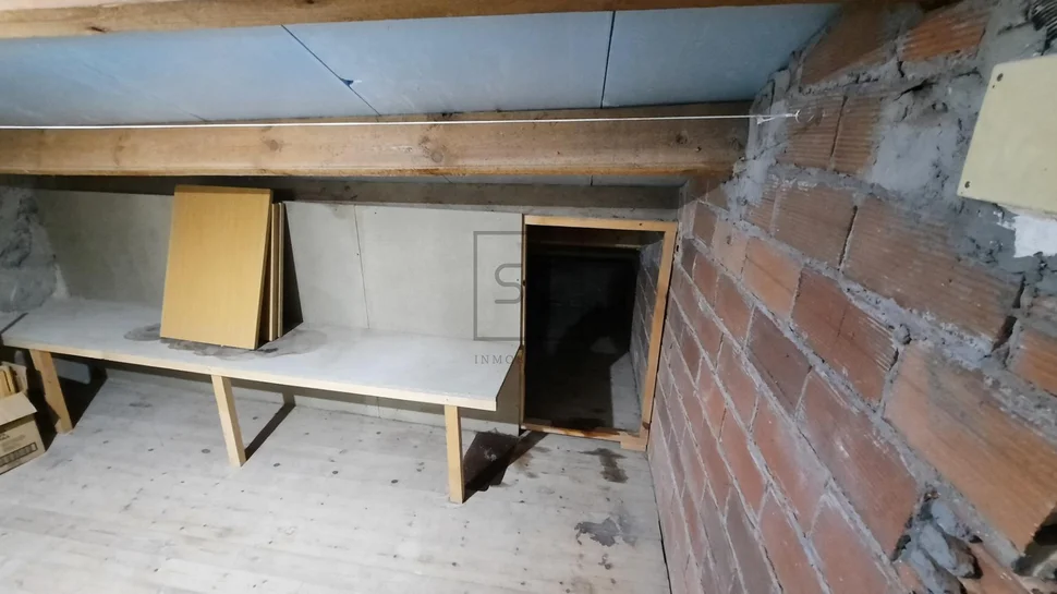 Chalet adosado con finca en neda